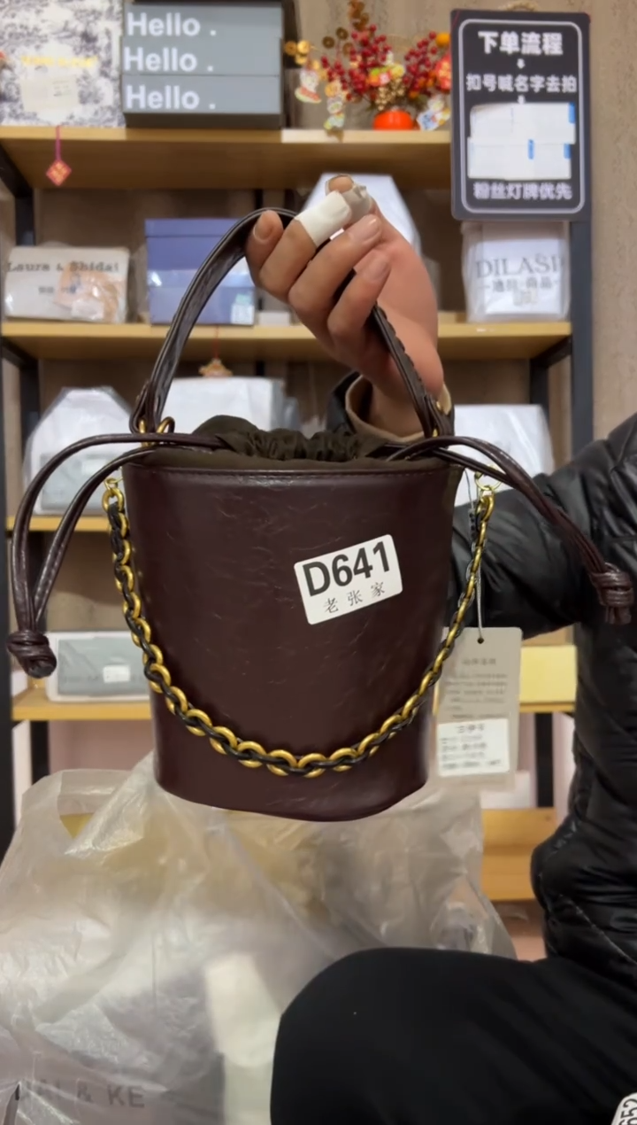 小牛剖层皮革老张家女包641