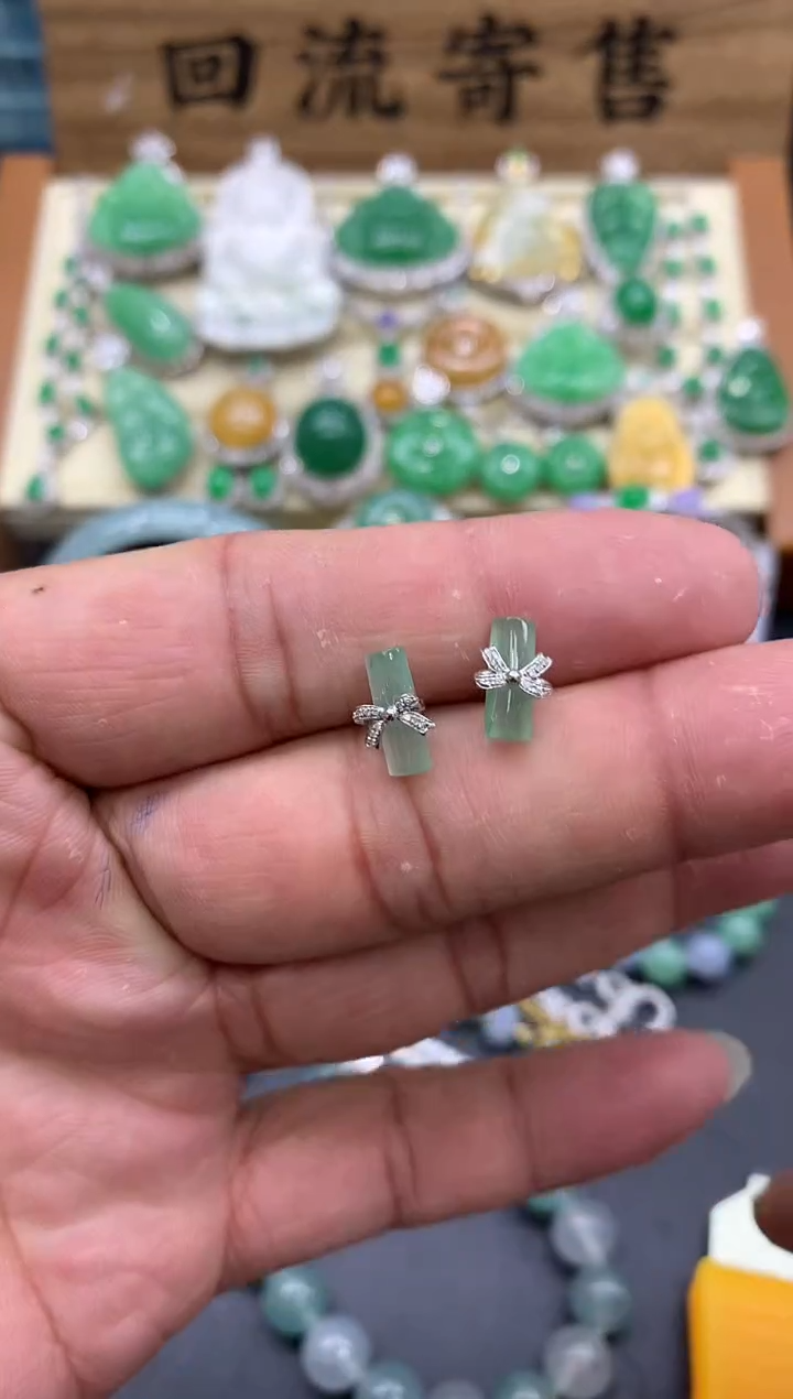 【闪购商品】翡翠耳饰18K金镶嵌139-中国好珍宝