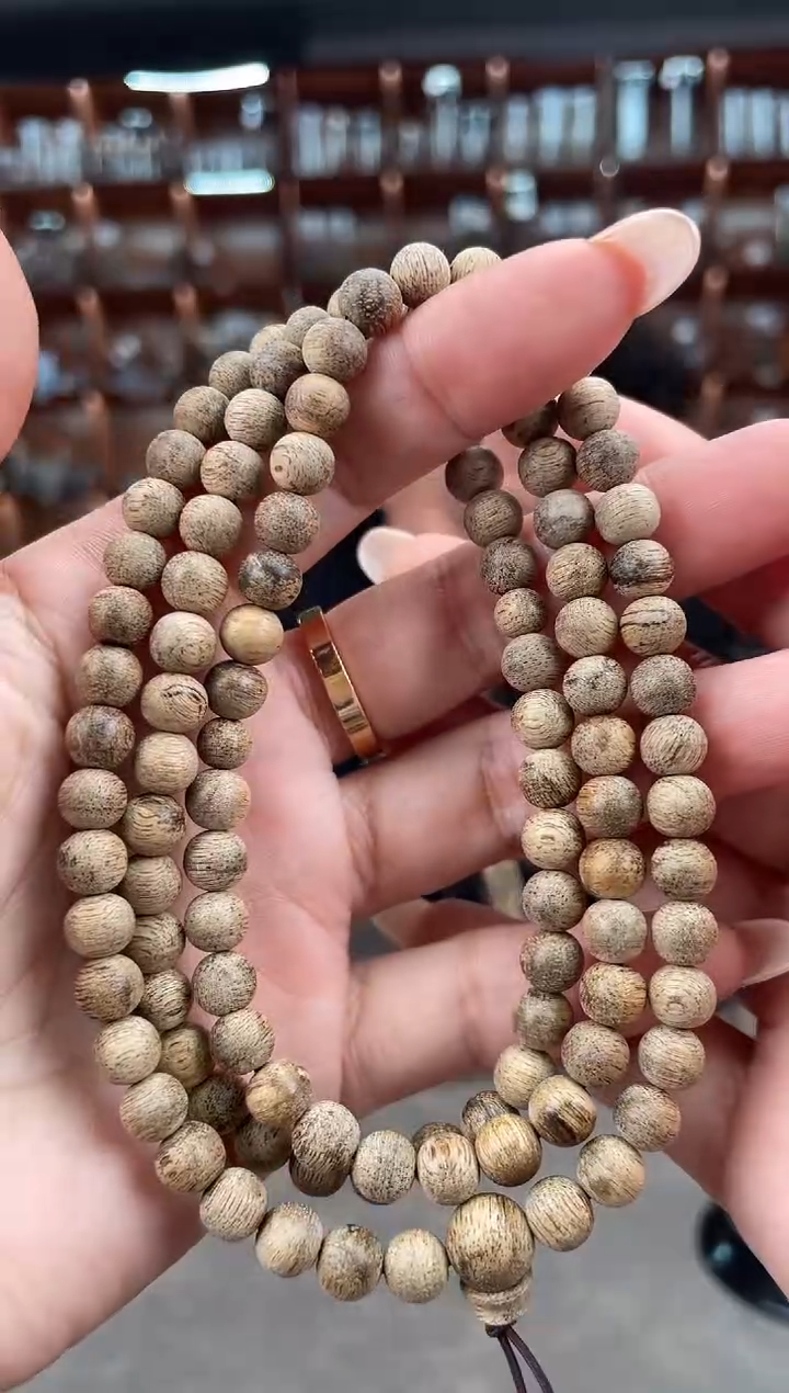 【闪购商品】沉香手串107号海南黑油格多样性发一条