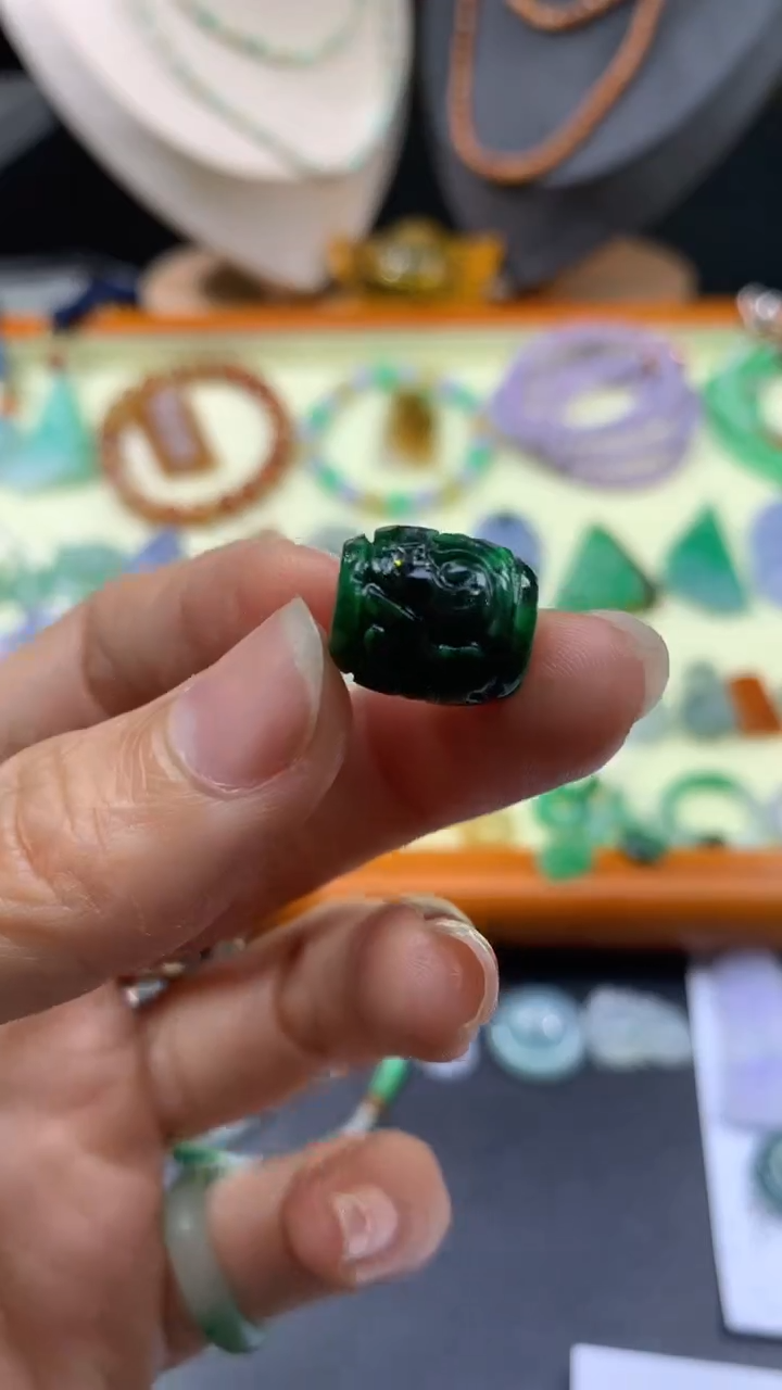 【闪购商品】定制翡翠未镶嵌翡翠