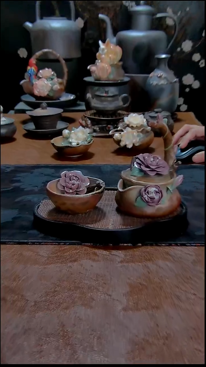 幻**影月季花半提梁宝瓶套装活动价