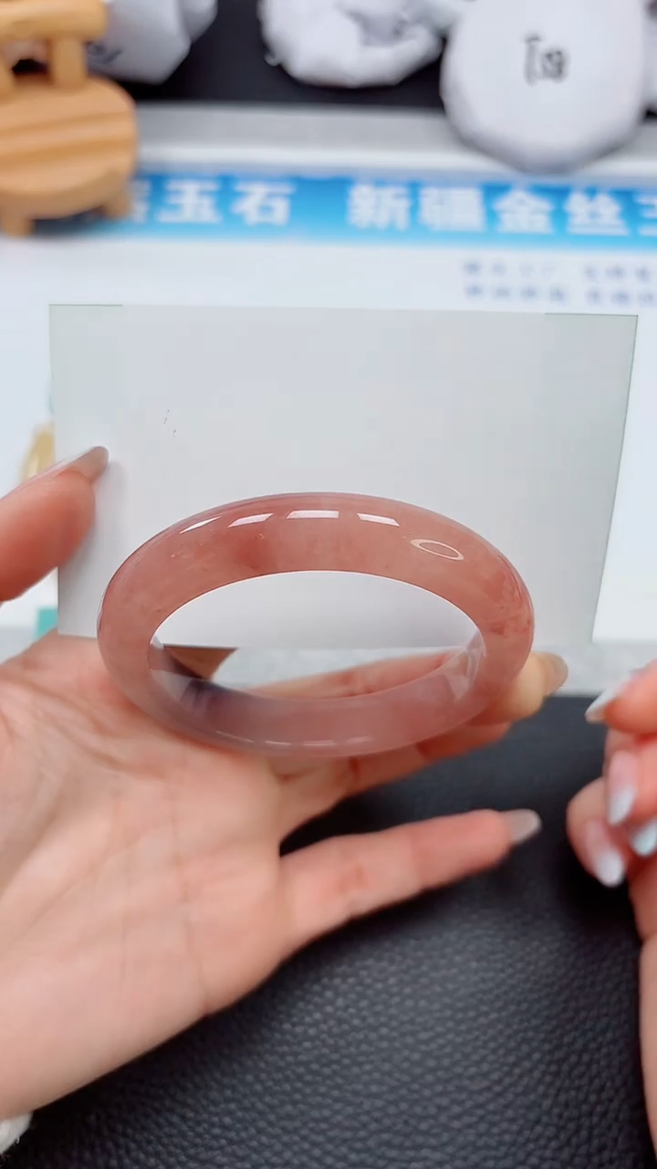 【闪购商品】石英质玉手镯未镶嵌236