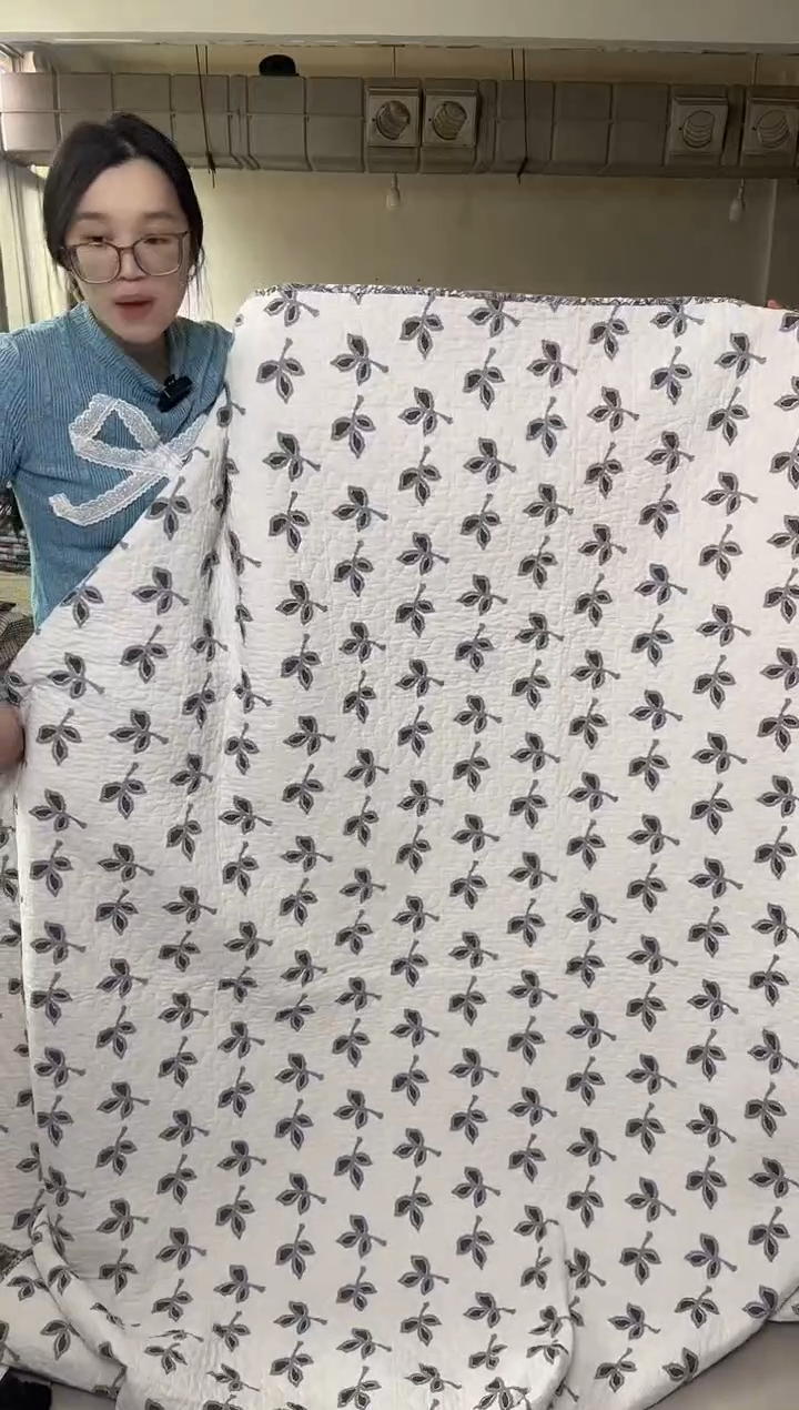 棉200*230白底三叶草