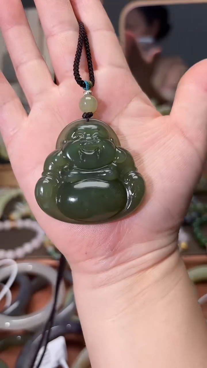 和田玉未镶嵌颈饰1