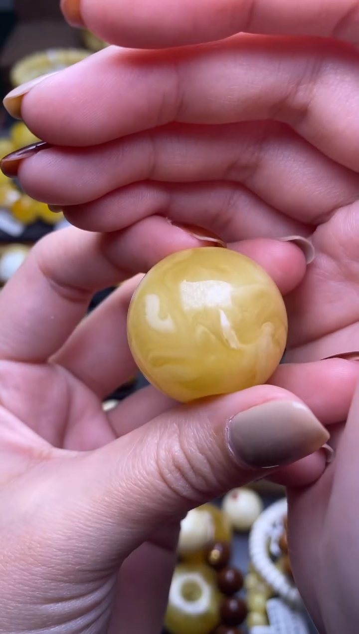 【闪购商品】琥珀裸石未镶嵌 大小姐珠宝严选251