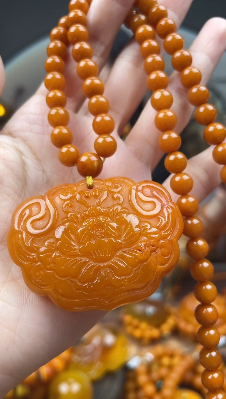 未镶嵌琥珀裸石（微瑕）首饰 假1赔4 （多样性发货1件