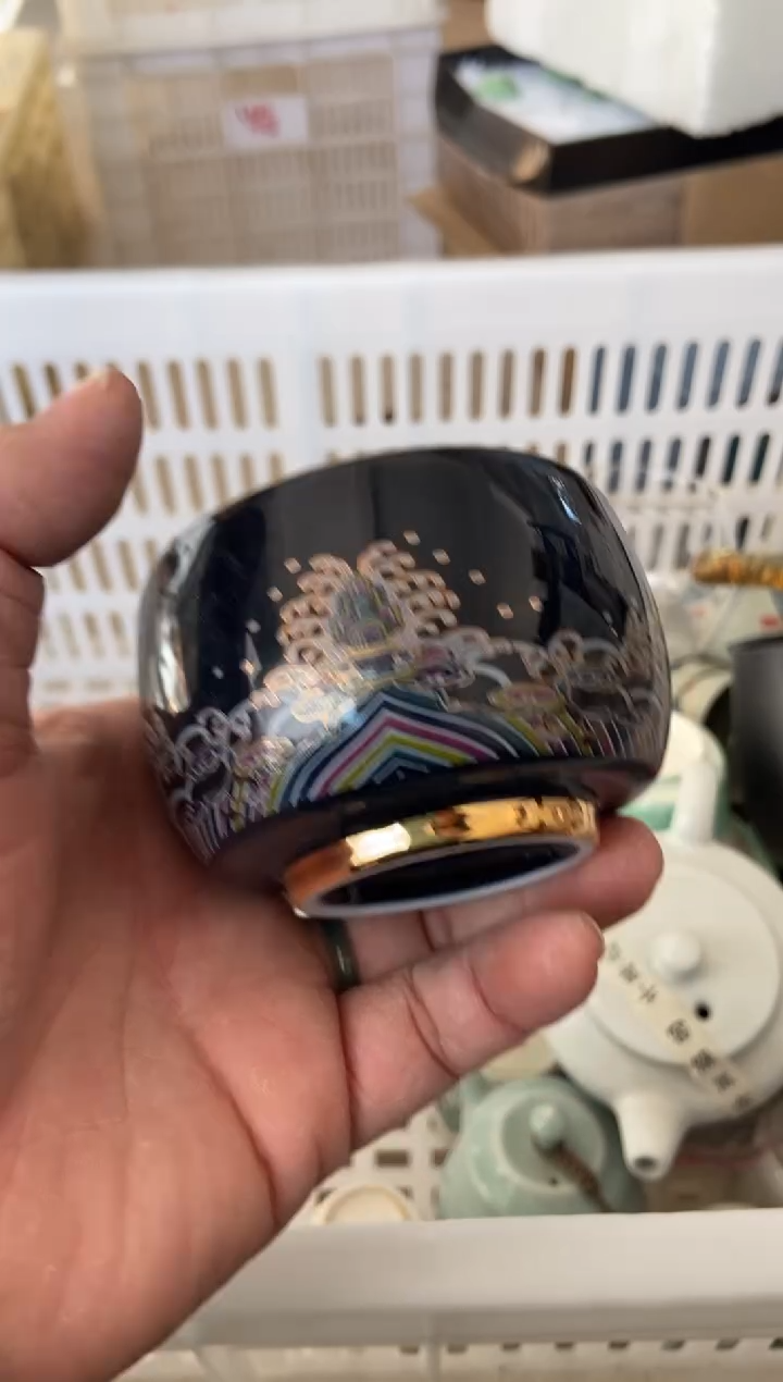 杯无运费险有瑕疵的摄影的产品有使用过的痕迹有点脏介意勿拍