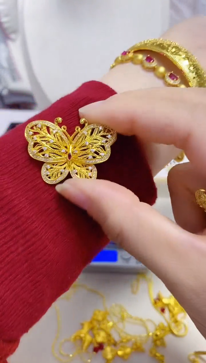 合金无026蝴蝶吊坠小