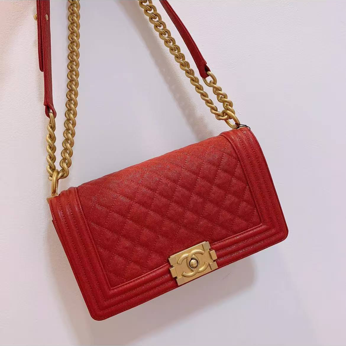 99新 Chanel/香奈儿 蔚蓝/红色金扣荔枝牛leboy 中号 29开
