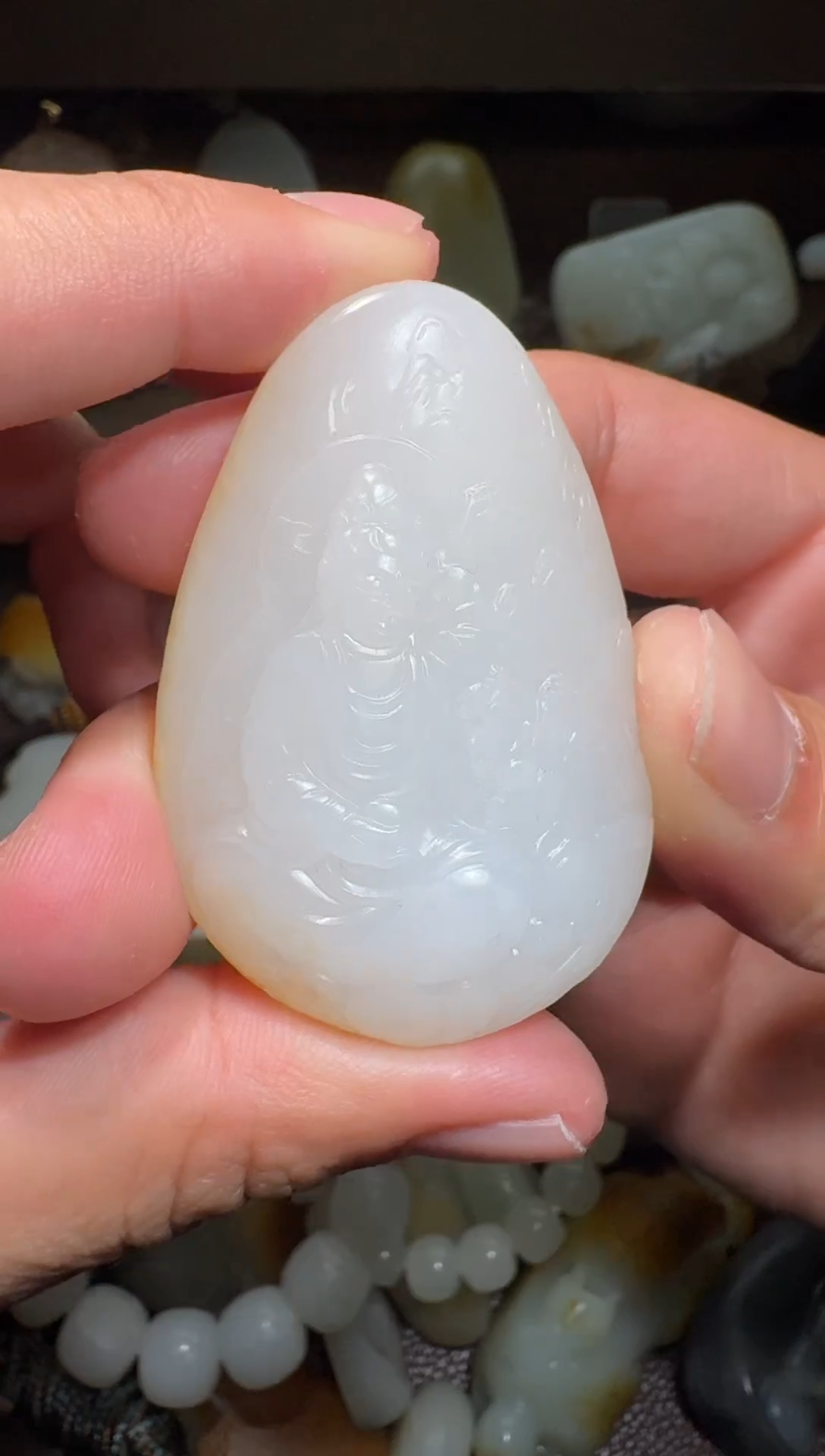 未镶嵌和田玉挂件和田玉