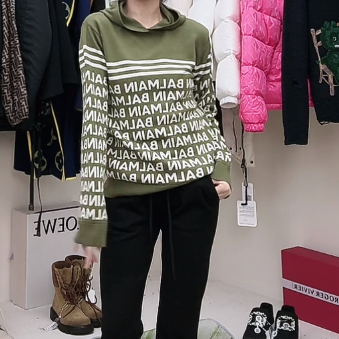 全新未使用 BALMAIN/巴尔曼 满印连帽针织长袖 /14A