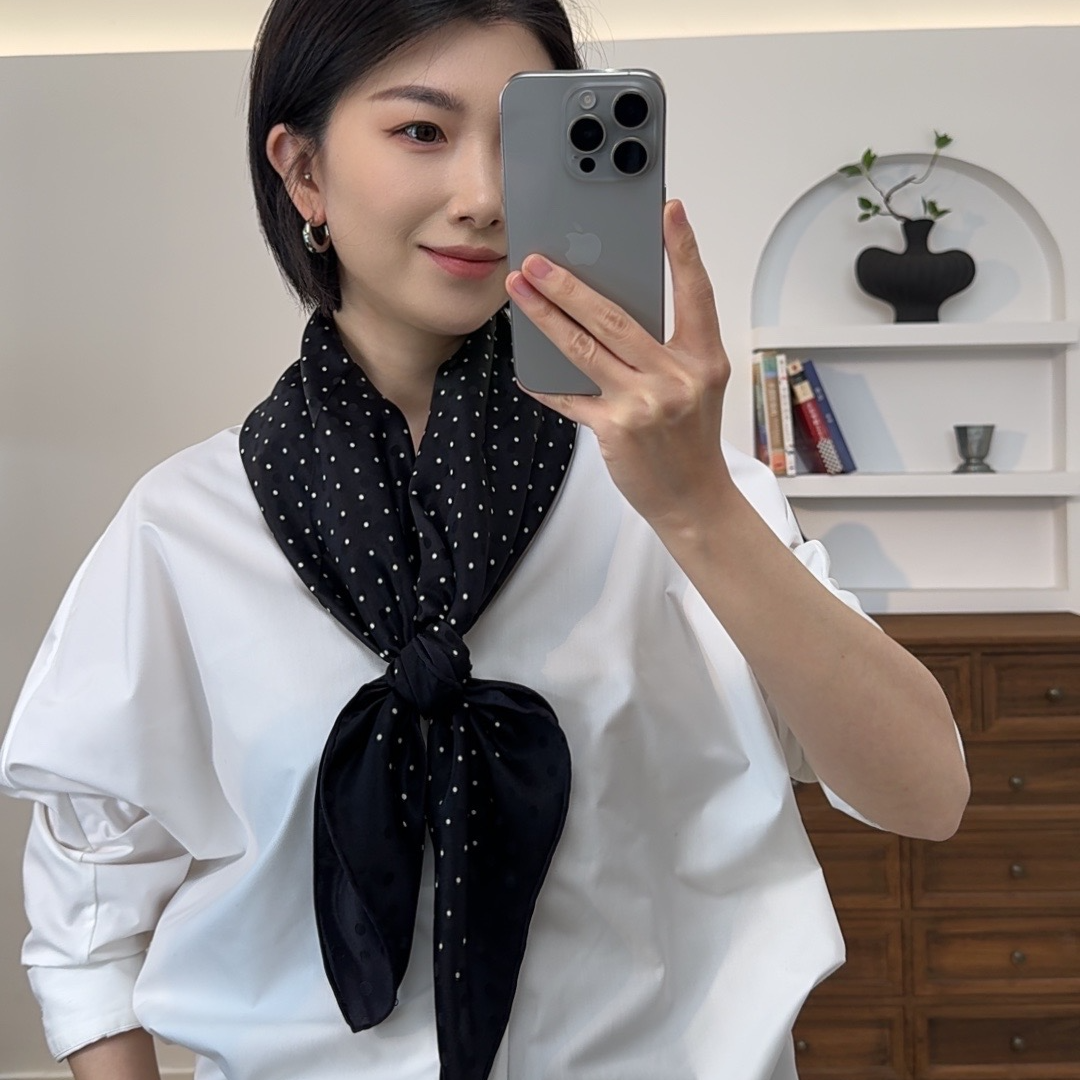 浪漫之约100%桑蚕丝丝巾百搭围巾女高级感85cm方巾