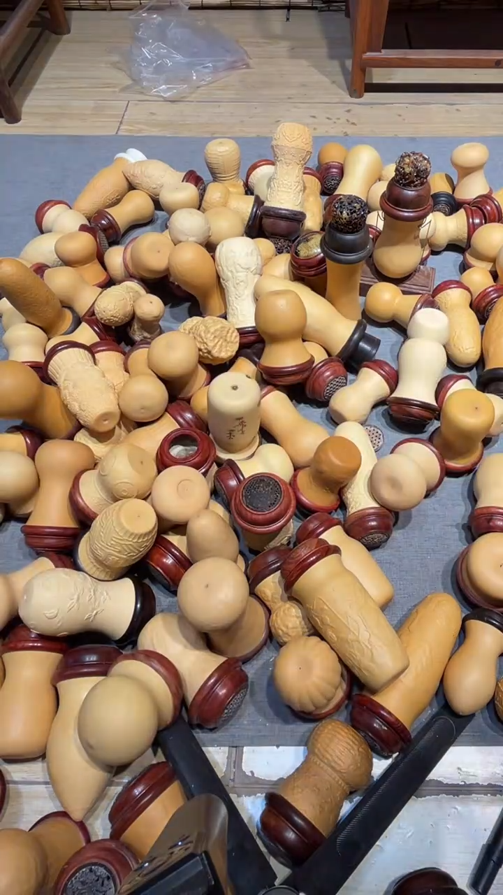 哥**关虫鸣啊啊啊啊啊