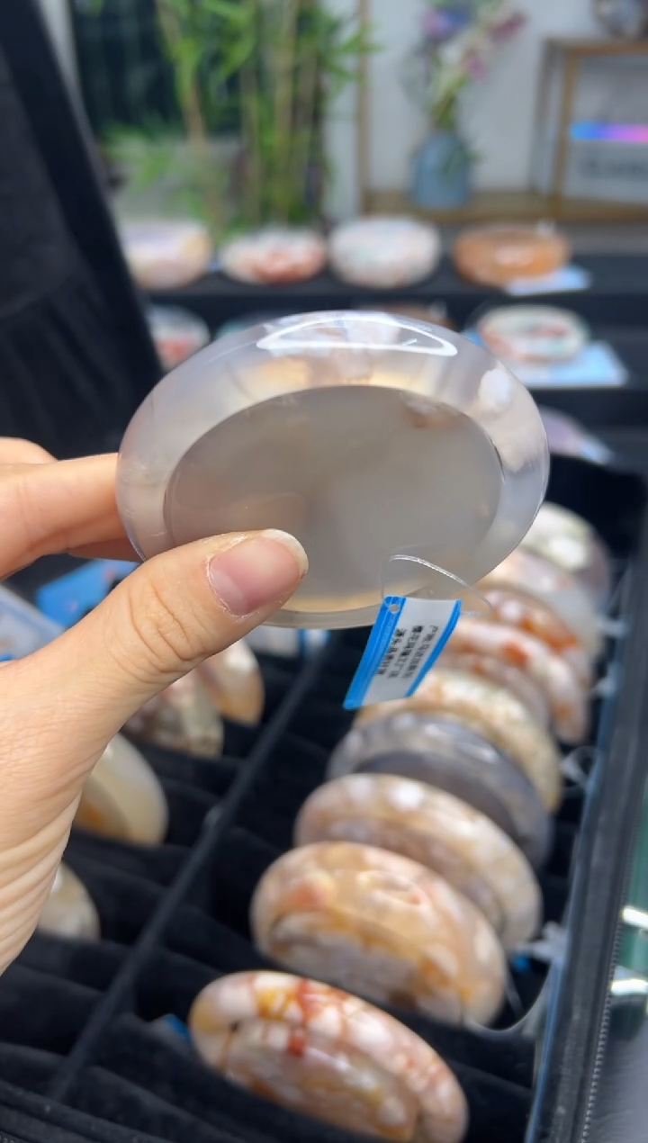 【闪购商品】石英质玉手镯未镶嵌A428）55圈赠送镯心)