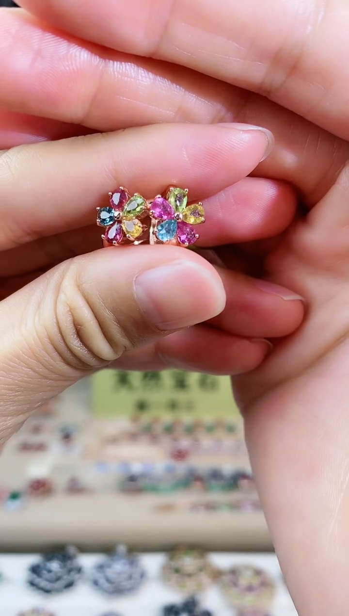 【闪购商品】碧玺耳饰银S925镶嵌耳饰