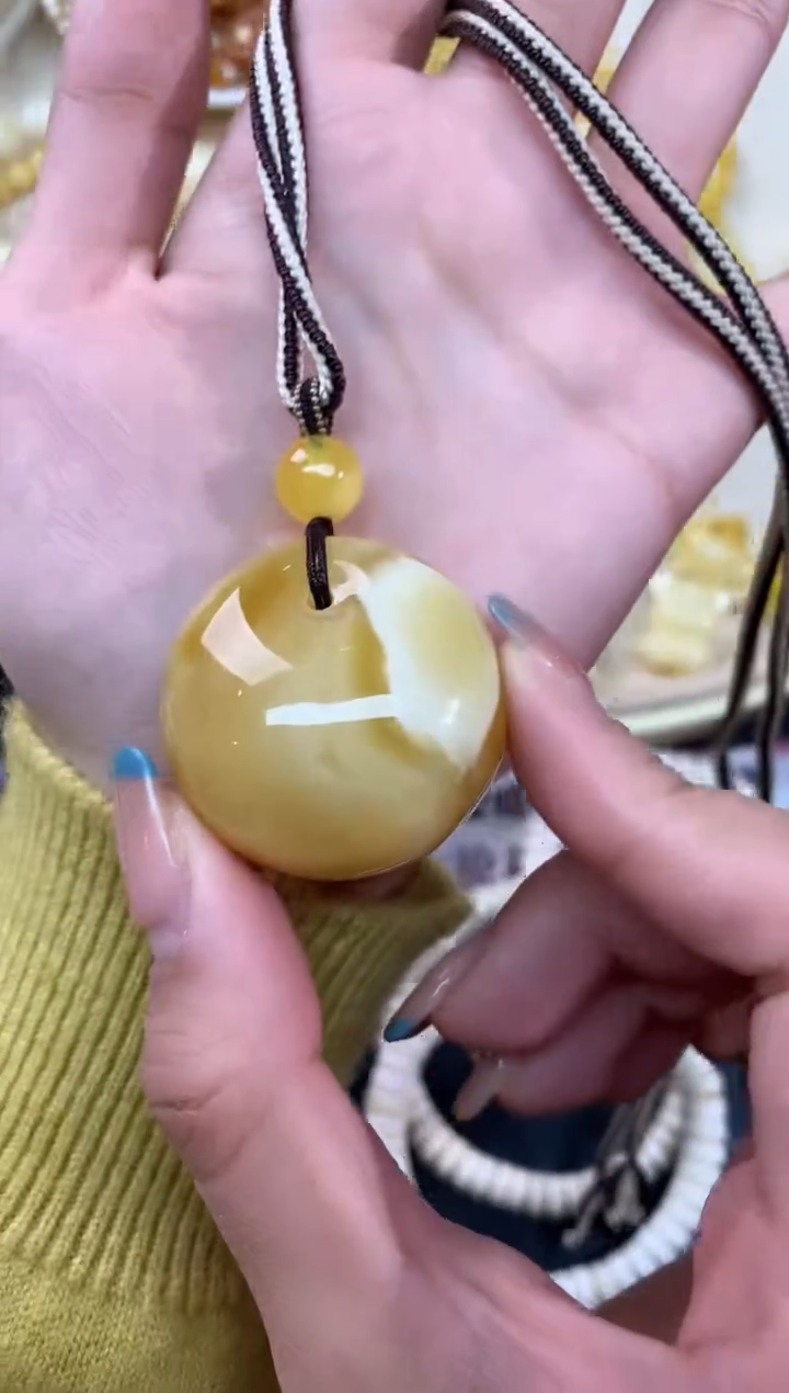 【闪购商品】蜜蜡裸石未镶嵌吊坠A148|1980