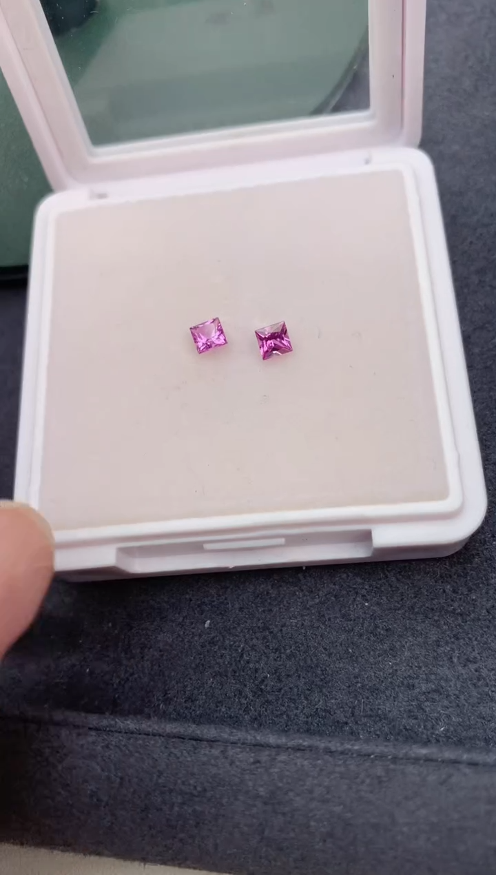 【闪购商品】彩色蓝宝石裸石未镶嵌70分紫蓝宝配对