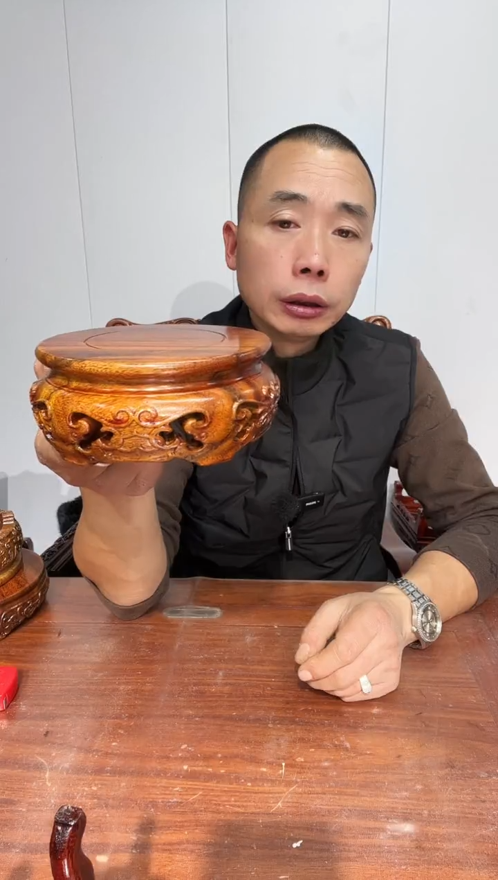 木老花圆形14*15.5*6.5精工款雕刻    