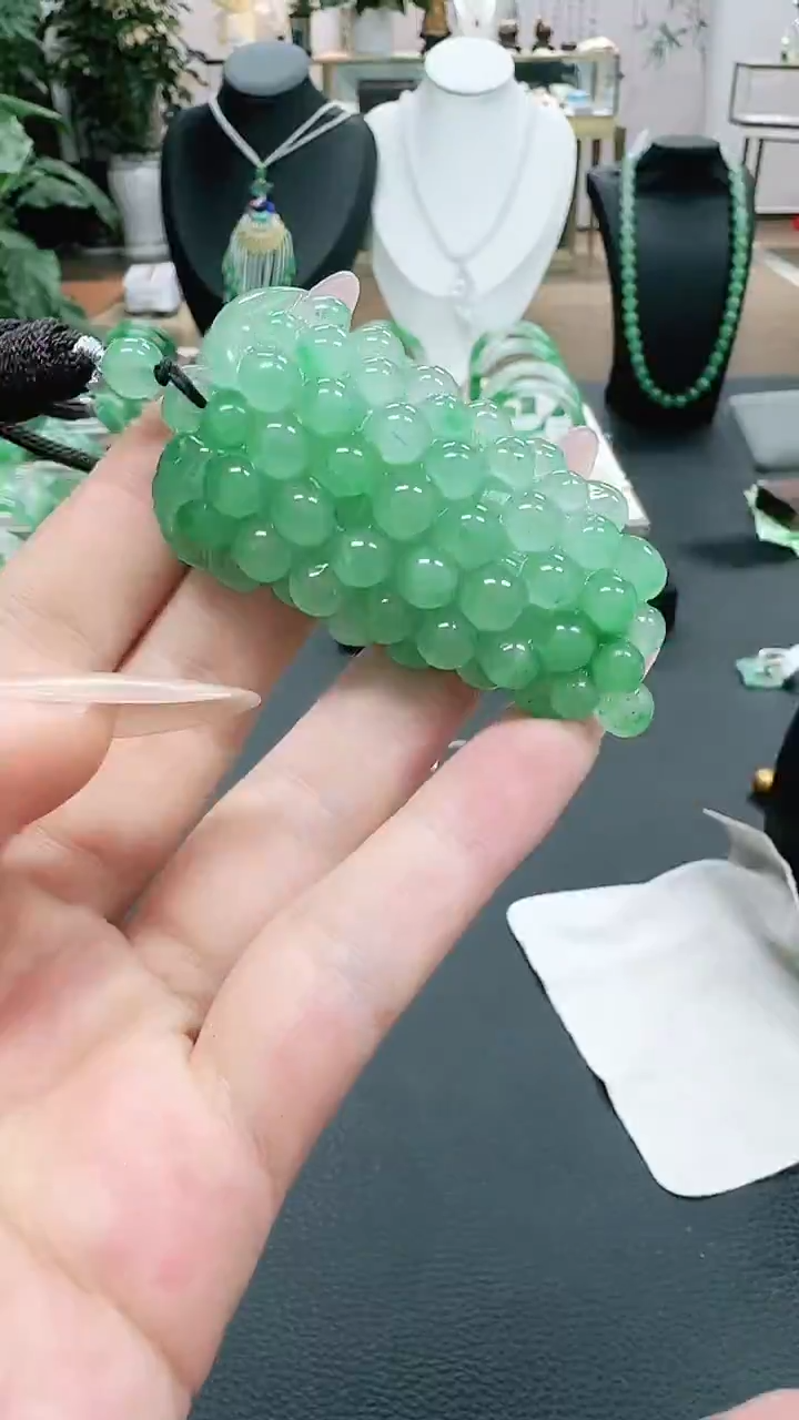 未镶嵌1石英质玉（非洲翠）/7134