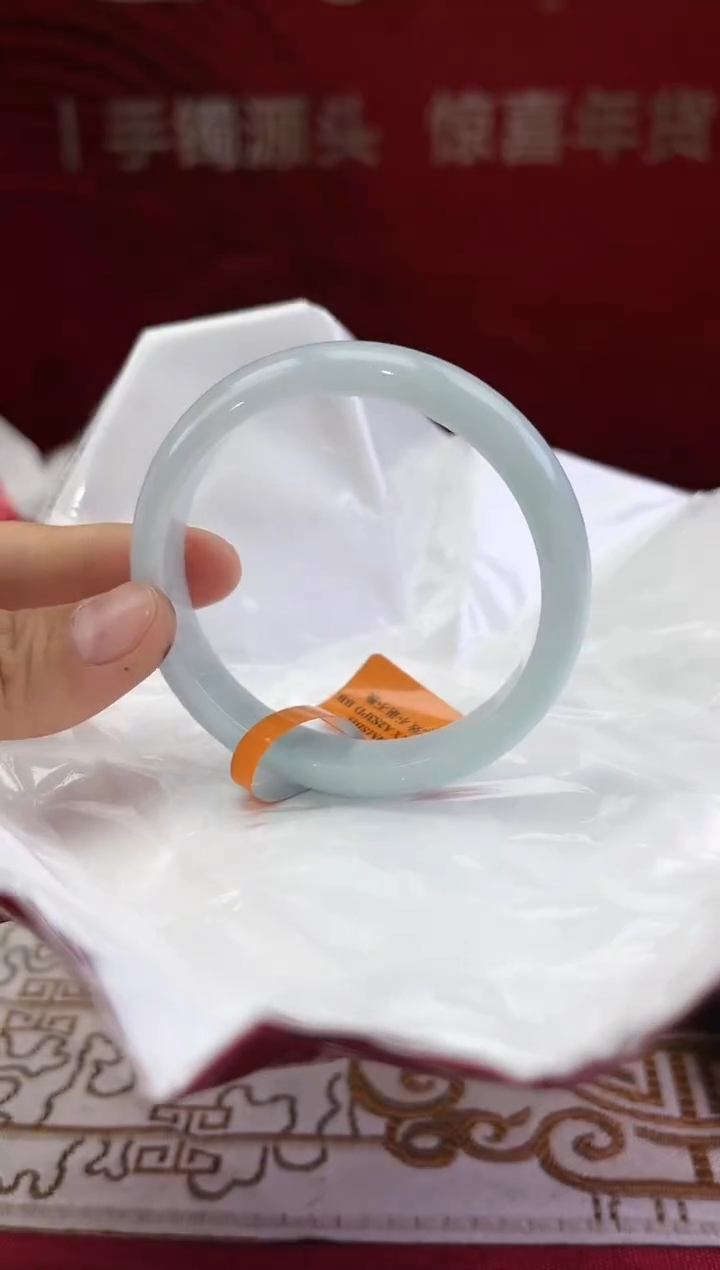 【闪购商品】翡翠手镯未镶嵌翡翠手镯