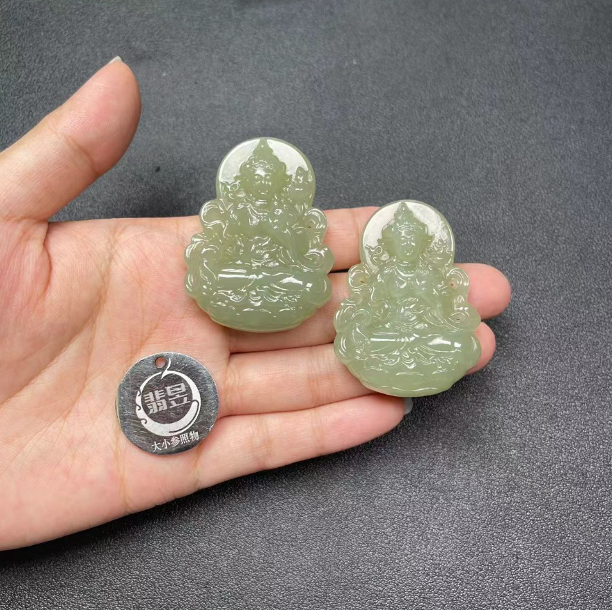 37015T07-3B6-和田玉吊坠绑绳-多样性发其一