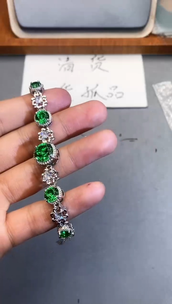 【闪购商品】石英质玉珠宝奇石合金1