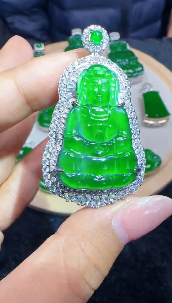 未镶嵌定制翡翠翡翠吊坠55