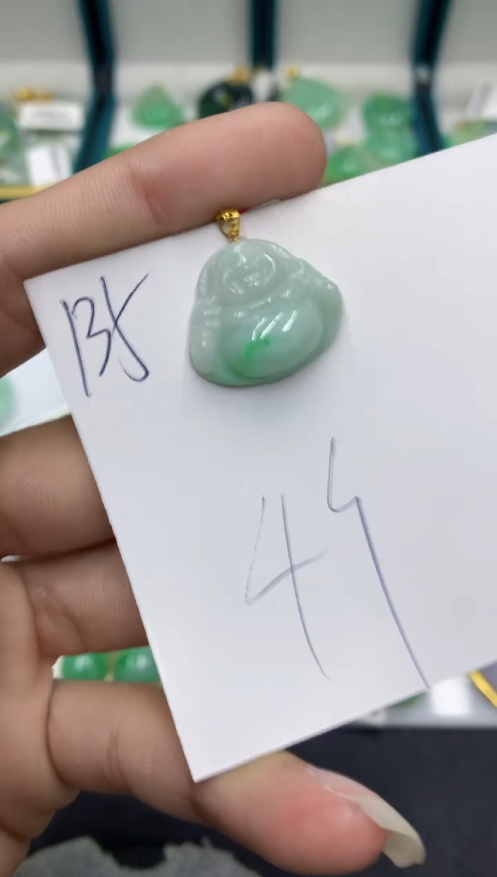 【闪购商品】翡翠颈饰18K金镶嵌翡翠