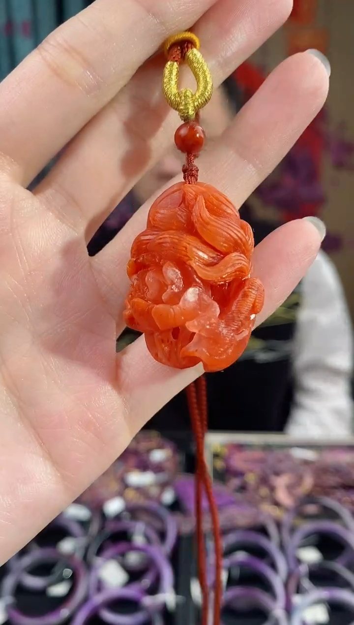 【闪购商品】南红玛瑙吊坠(赠链)未镶嵌873