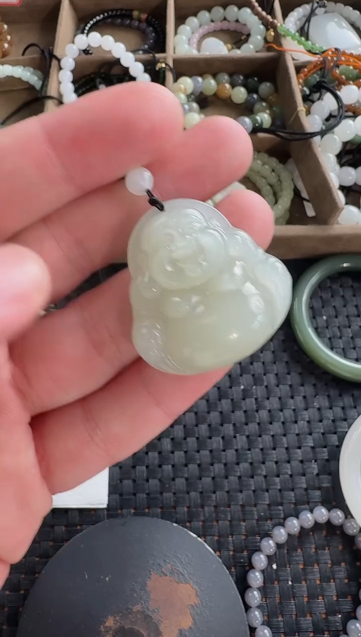 和田玉未镶嵌颈饰35冰低晴水佛公