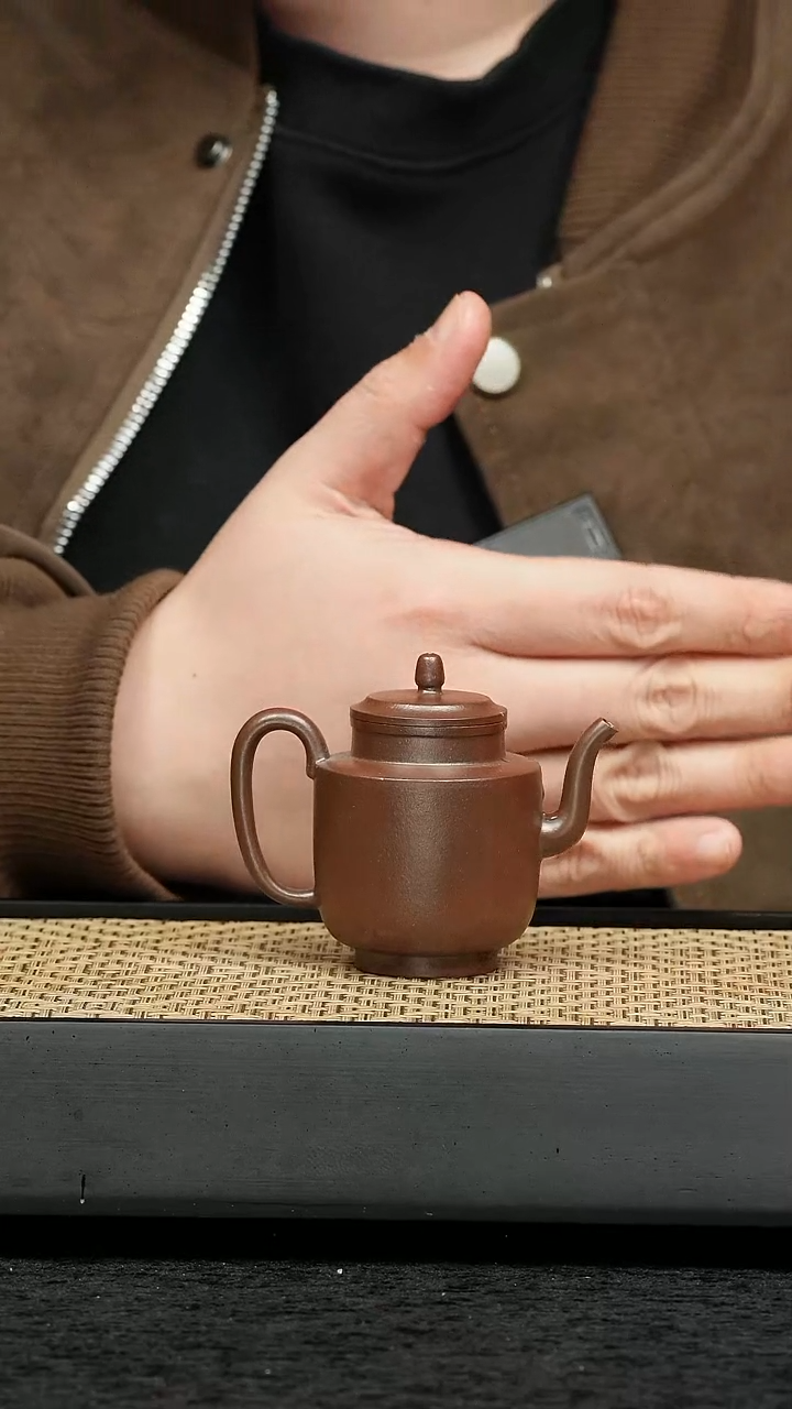 茶壶紫砂五堂 清欢-高折肩宫灯-小（朱泥柴烧）