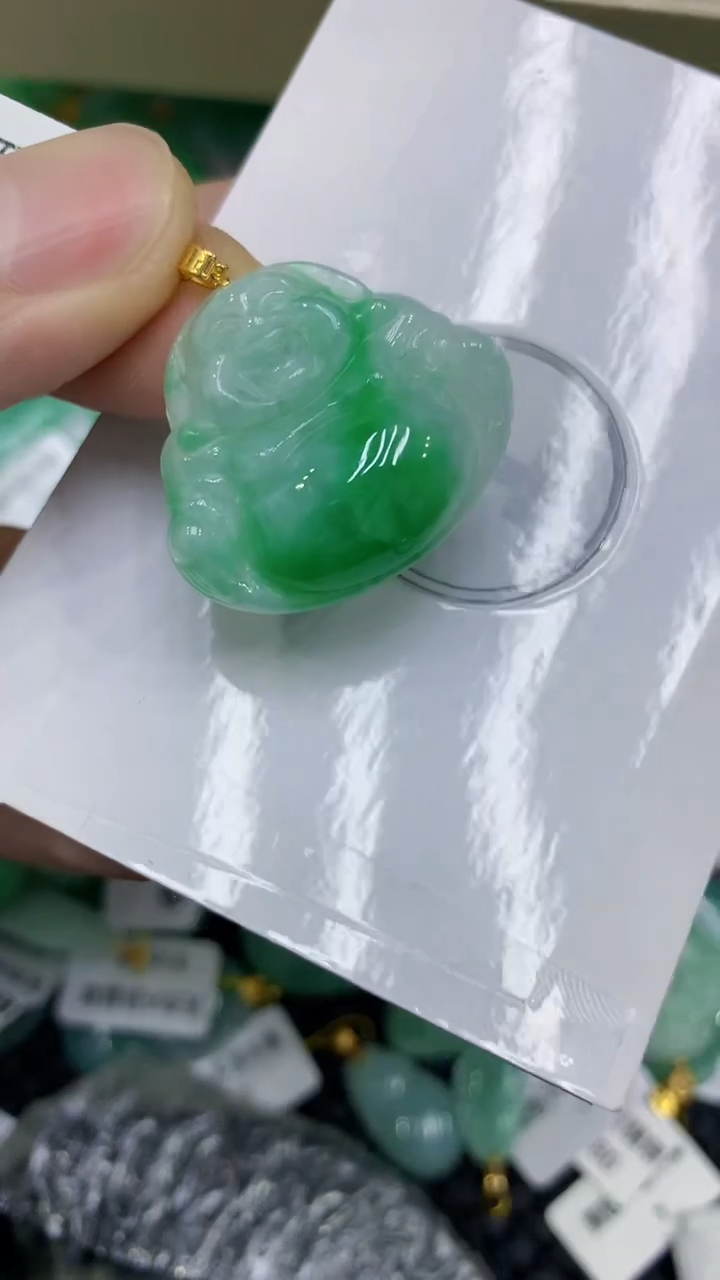 颈饰18K金镶嵌翡翠缅甸A货翡翠