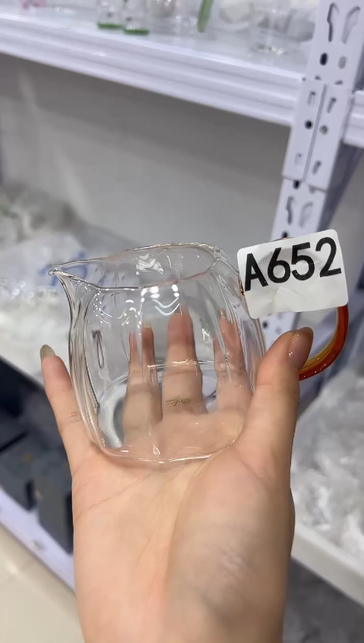 A652*************