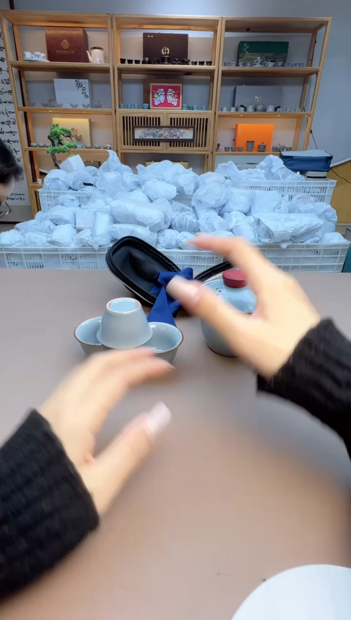 【闪购商品】摆件瓷制品S1111111111111