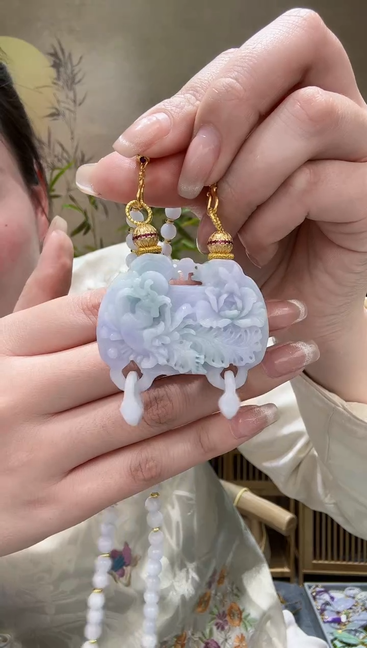 【闪购商品】翡翠颈饰未镶嵌吊坠