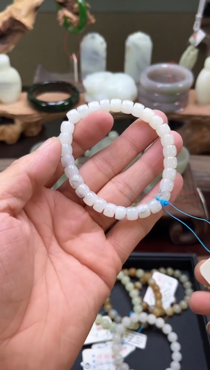 【闪购商品】和田玉手串未镶嵌卡8且末青花极限弧9007123