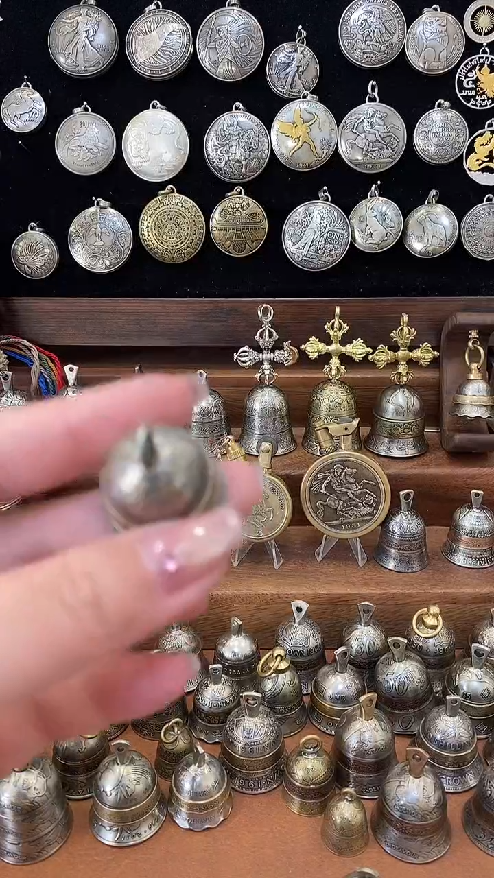 乔六两县令铃铛微瑕