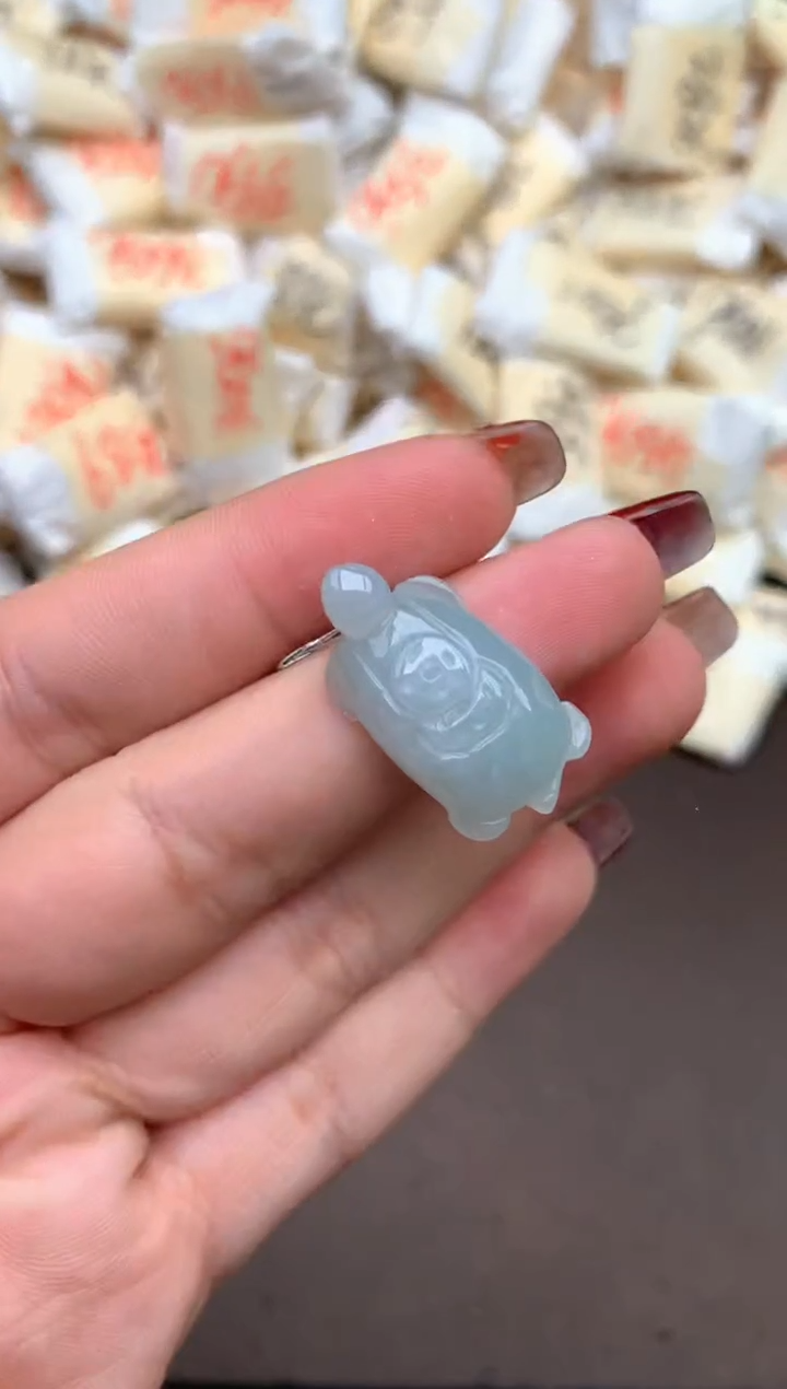 【闪购商品】翡翠挂件未镶嵌—