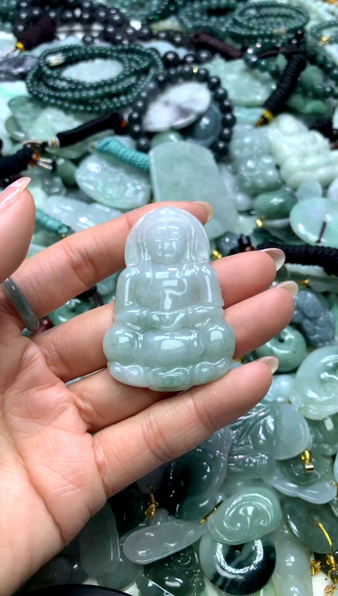 颈饰未镶嵌翡翠1