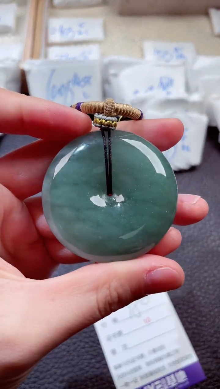 翡翠未镶嵌颈饰00006925