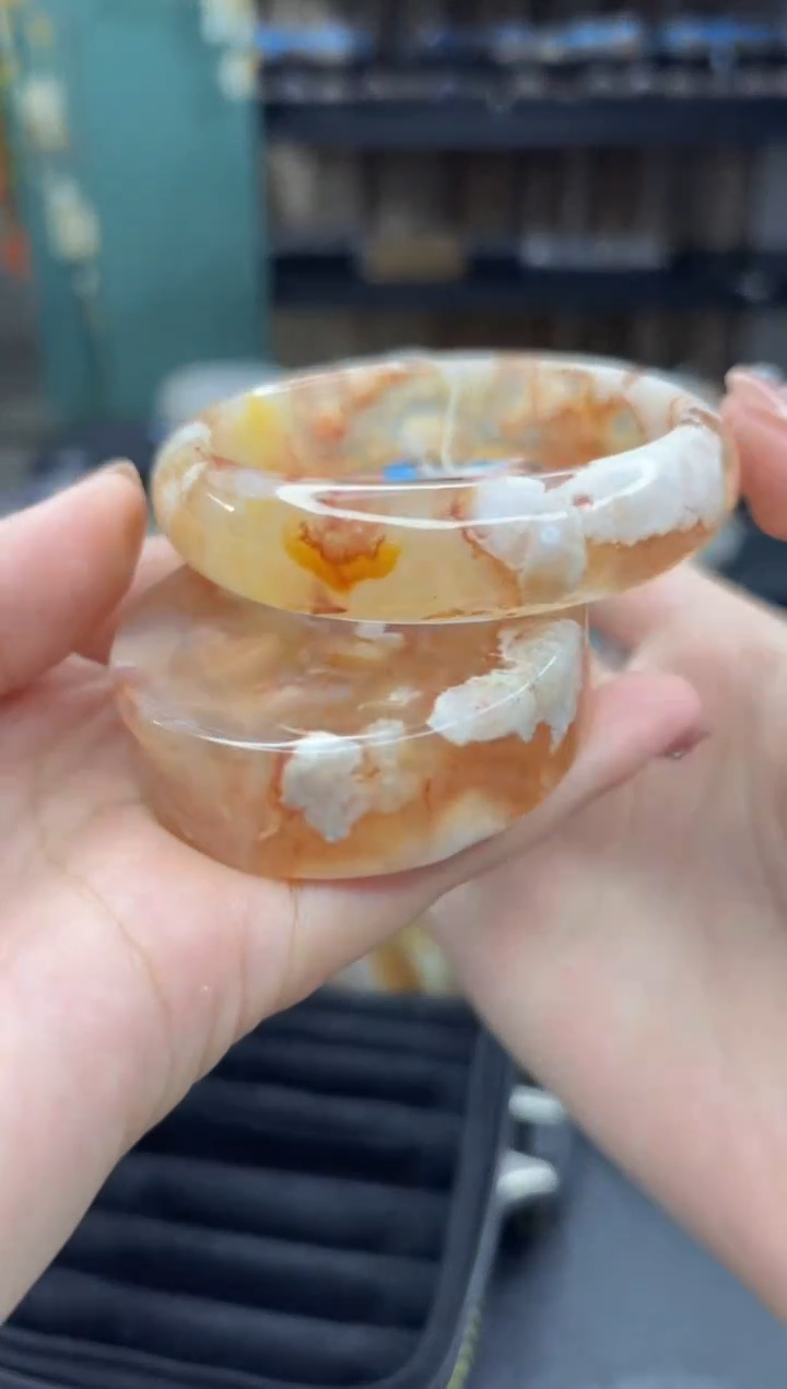 【闪购商品】石英质玉手镯未镶嵌908（58圈赠送镯心）