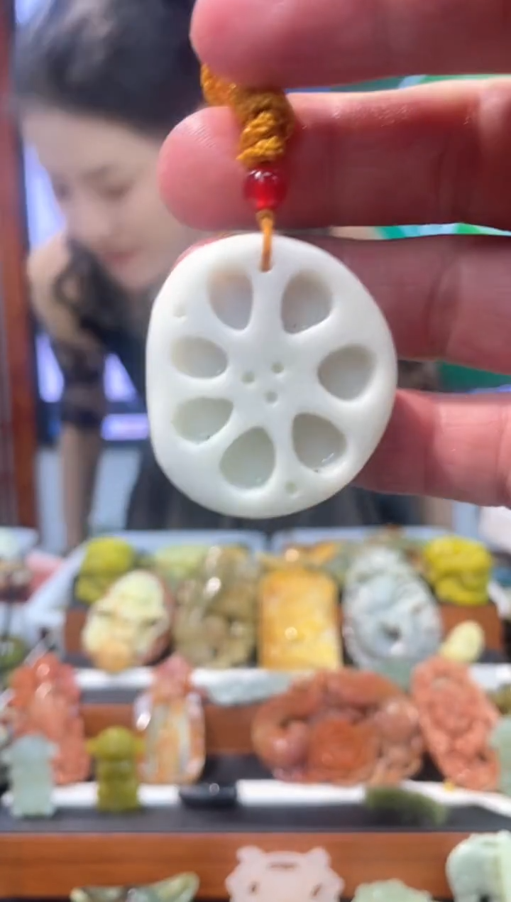 【闪购商品】岫玉吊坠未镶嵌·