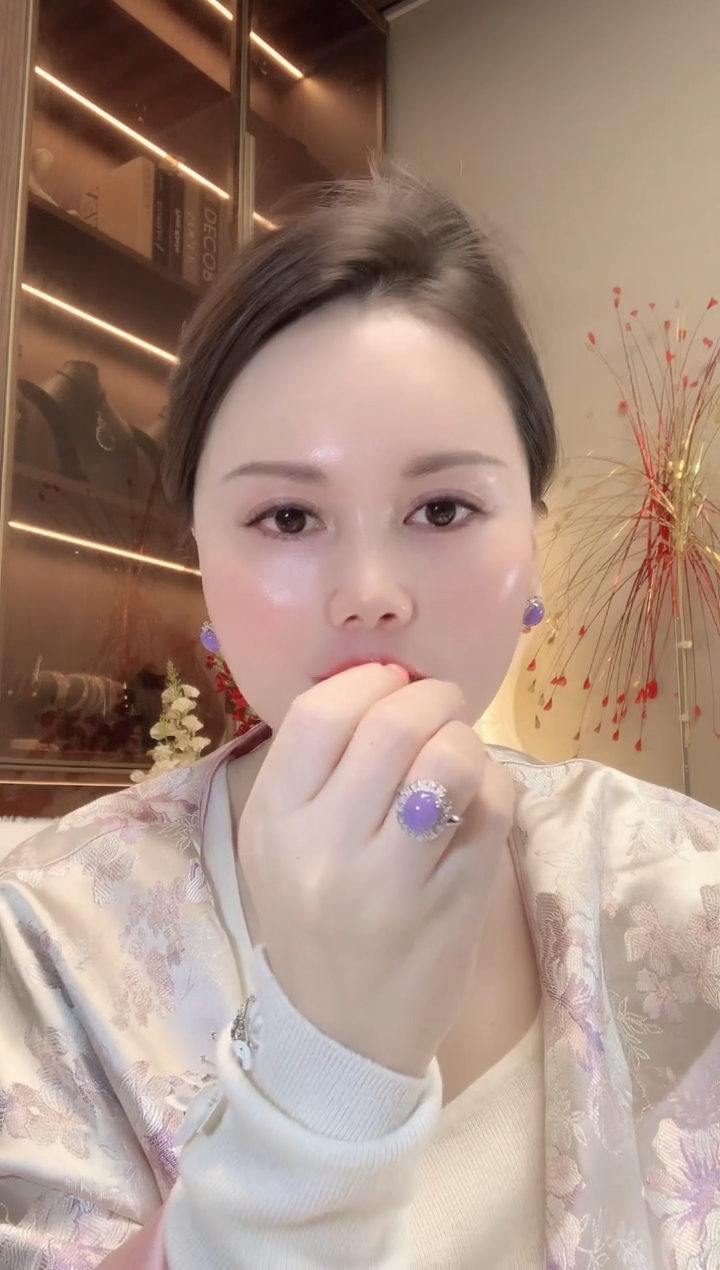 【闪购商品】翡翠戒指18K金镶嵌C30 紫货有一定色差