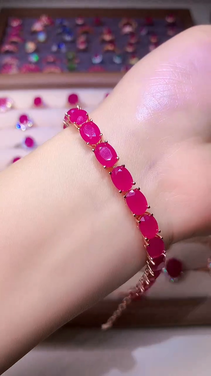 【闪购商品】红宝石手链银S925镶嵌000