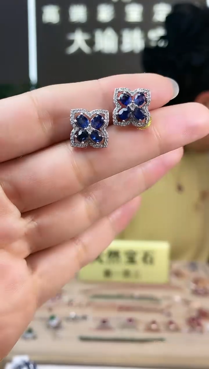 【闪购商品】蓝宝石耳饰银S925镶嵌耳饰