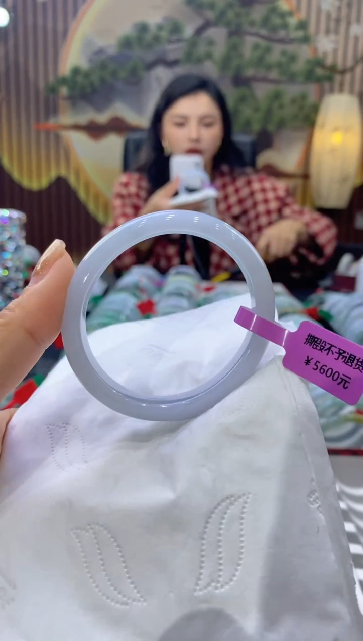【闪购商品】翡翠手镯未镶嵌多人01094