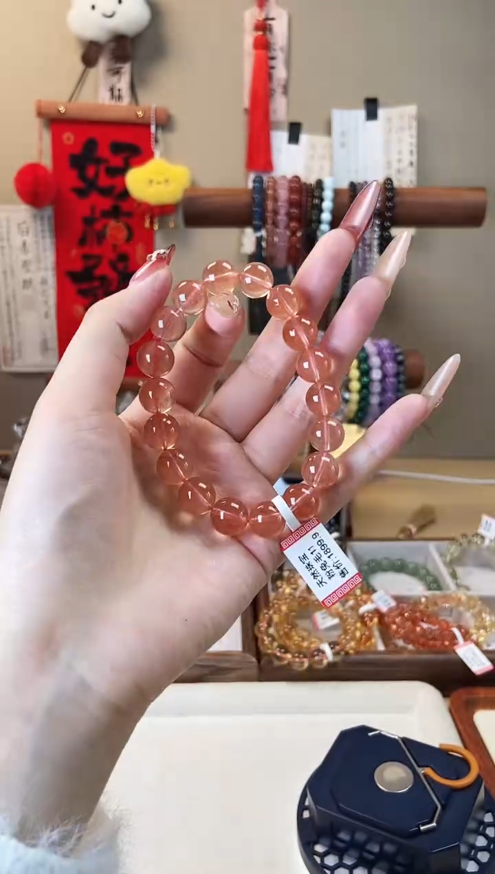 【闪购商品】水晶手链未镶嵌11m粉兔毛