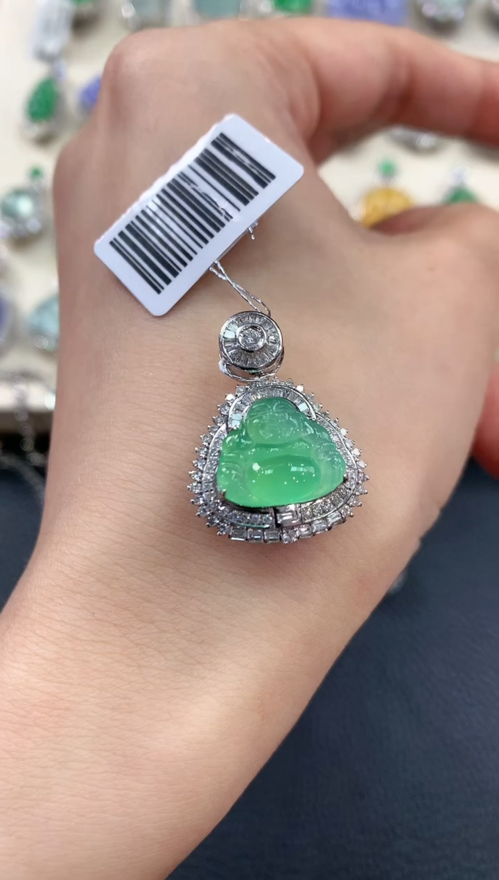 【闪购商品】翡翠吊坠(不含链)18K金镶嵌C104     