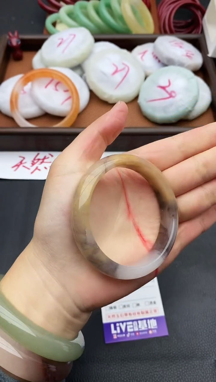 未镶嵌手镯石英质玉151+56.5