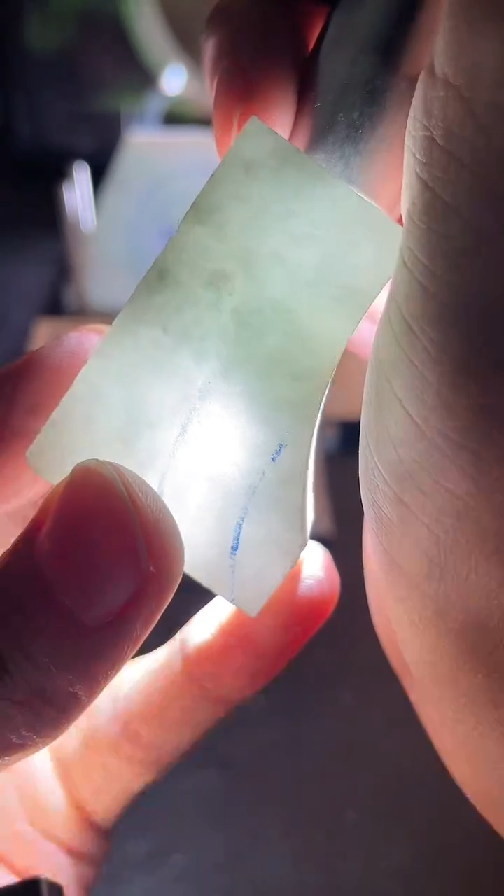 翡翠未镶嵌颈饰大****怪翡翠